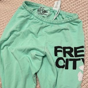 Freecity sweatpants